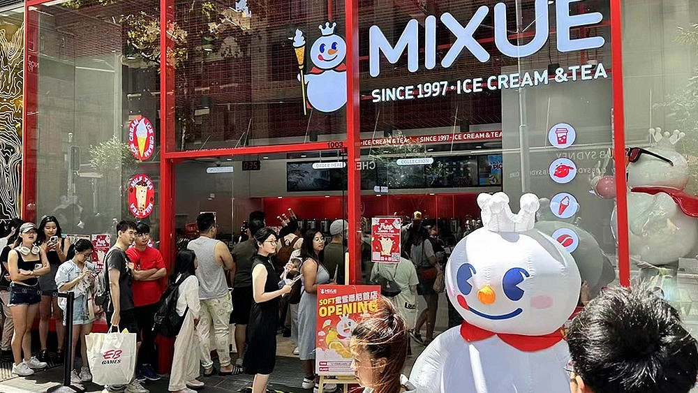 A Mixue store opening in Sydney, clearly catering to its large Chinese expat population